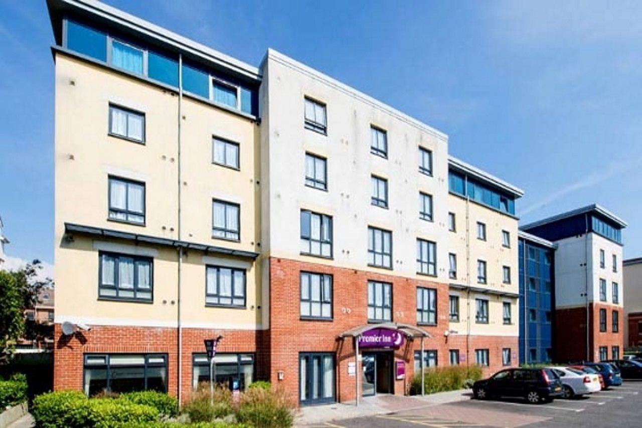 Premier Inn Bournemouth Westbourne エクステリア 写真